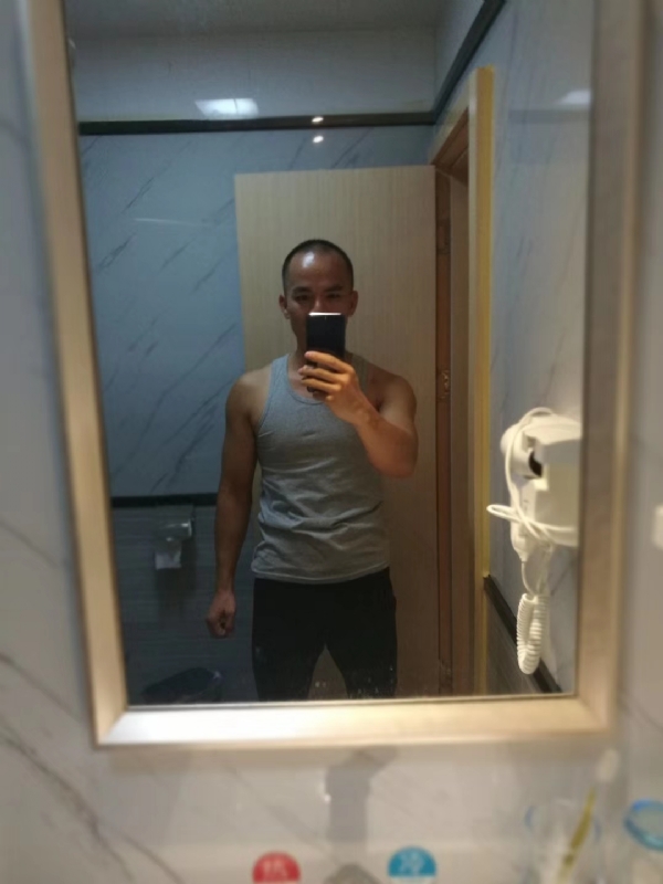 人道酬诚的第一张照片--封开蓝颜知己交友网